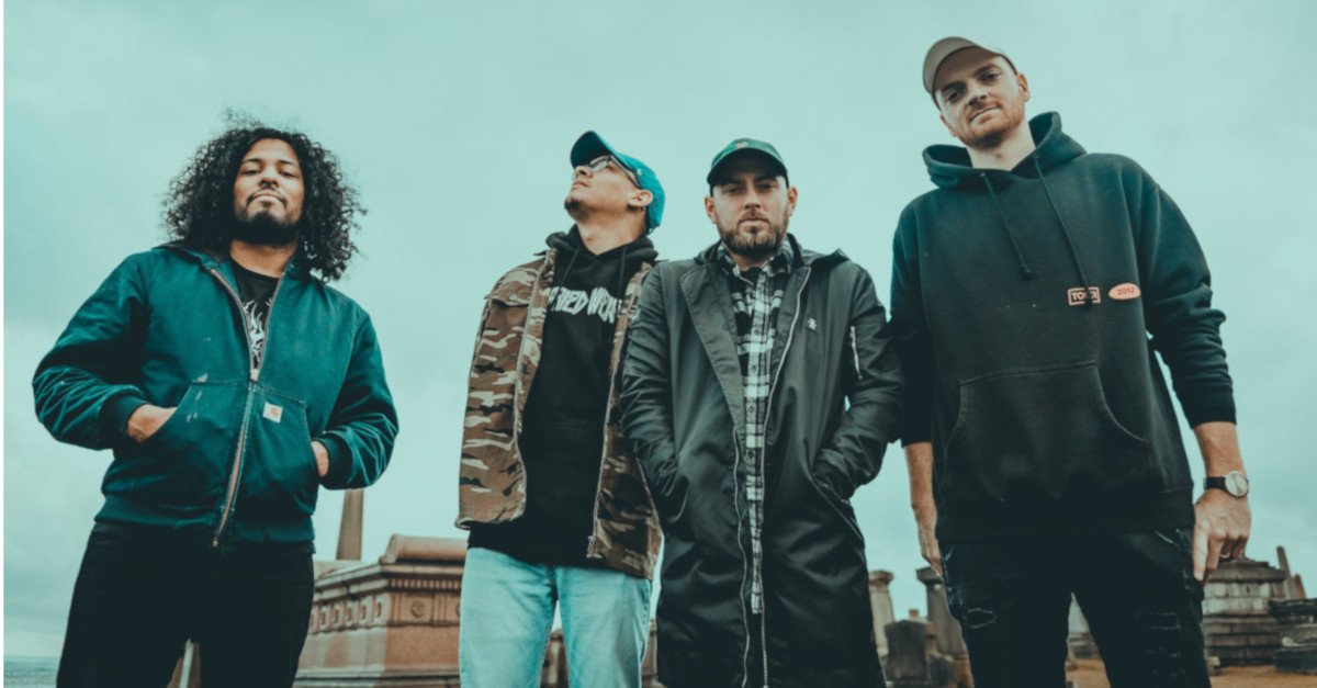 Issues Return With Catchy New Single 'Tapping Out'