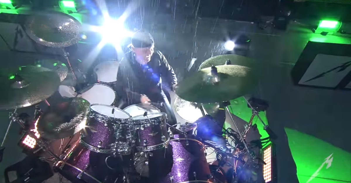 Watch Metallica Rip Through 'Master Of Puppets' in Torrential Rain