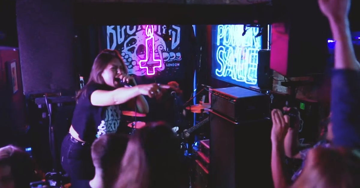 Watch Melbourne's Pagan Killing it in a Tiny London Dive Bar