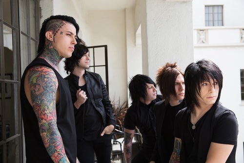 Falling In Reverse: Fashionably Late