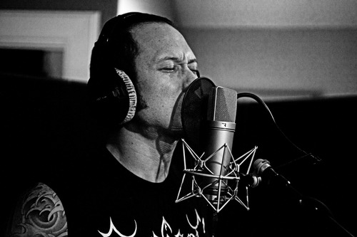Ever Wanted To Know What Matt Heafy's Vocal Cords Look Like?