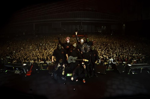 Check Out This Pro-Shot Footage Of Slipknot Live!