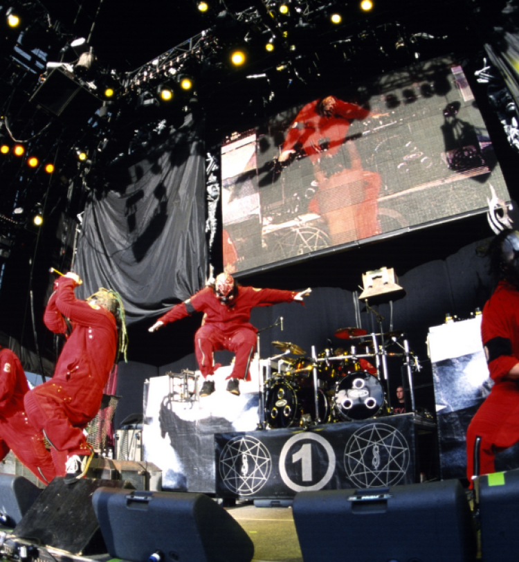 Slipknot performing live in 2001 Tim Mosenfelder